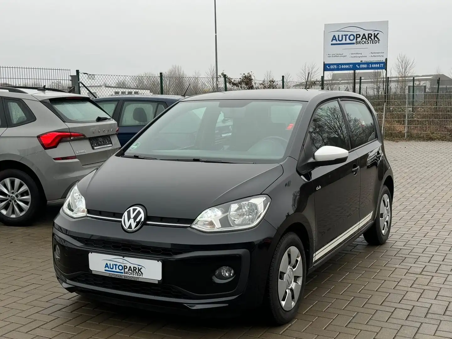 Volkswagen up! club up! SHZ/Klima/Bluetooth Noir - 1