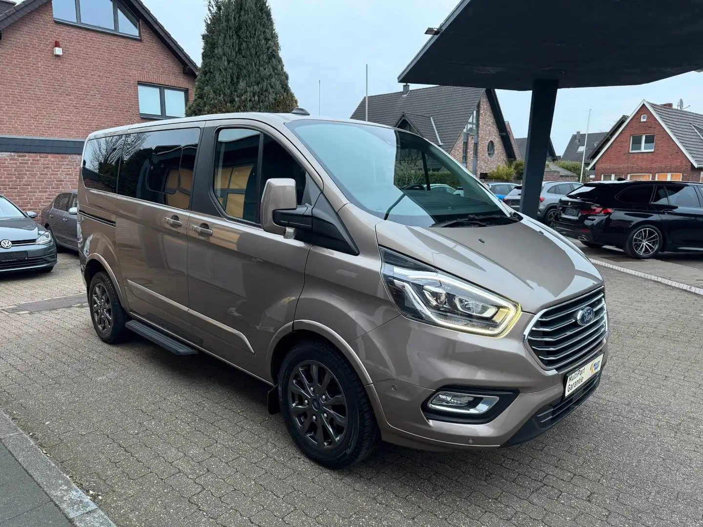 Ford Tourneo Custom 2,0 TDCI Titanium X 8-Sitze Voll Zilver - 2