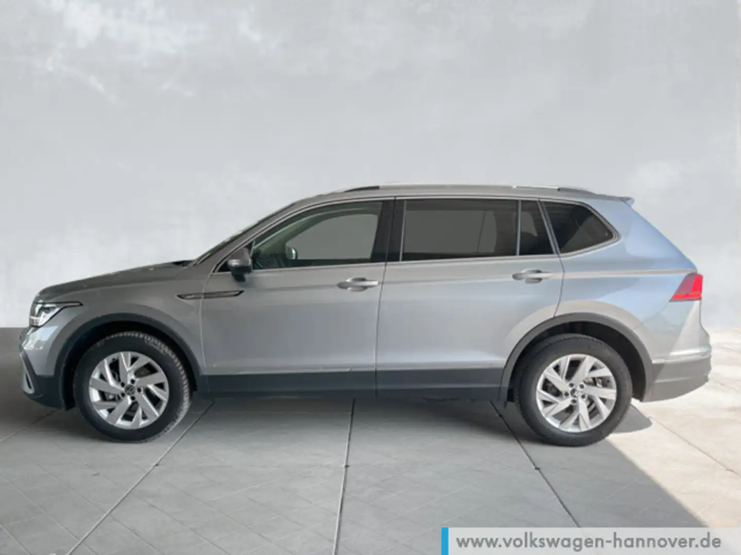 Volkswagen Tiguan Allspace 2.0 TDI DSG Life Navi AHK Kamera Silber - 2
