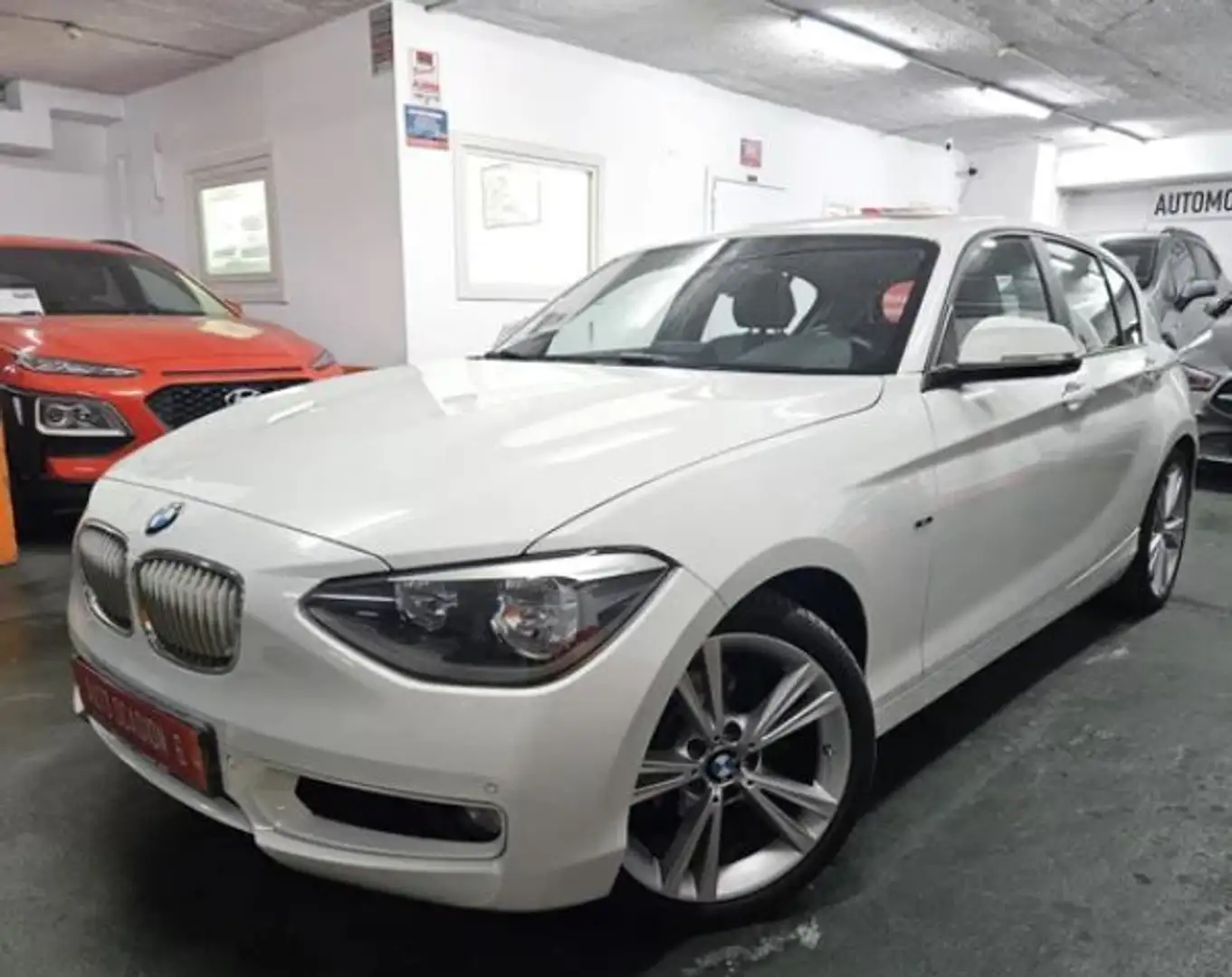 BMW 118 118dA Sport - 2