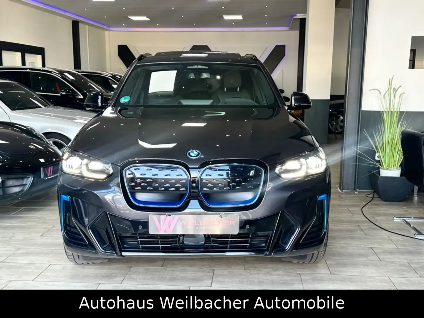 BMW iX3 Impressive * Panorama * AHK * Head-Up * 360* Gris - 2