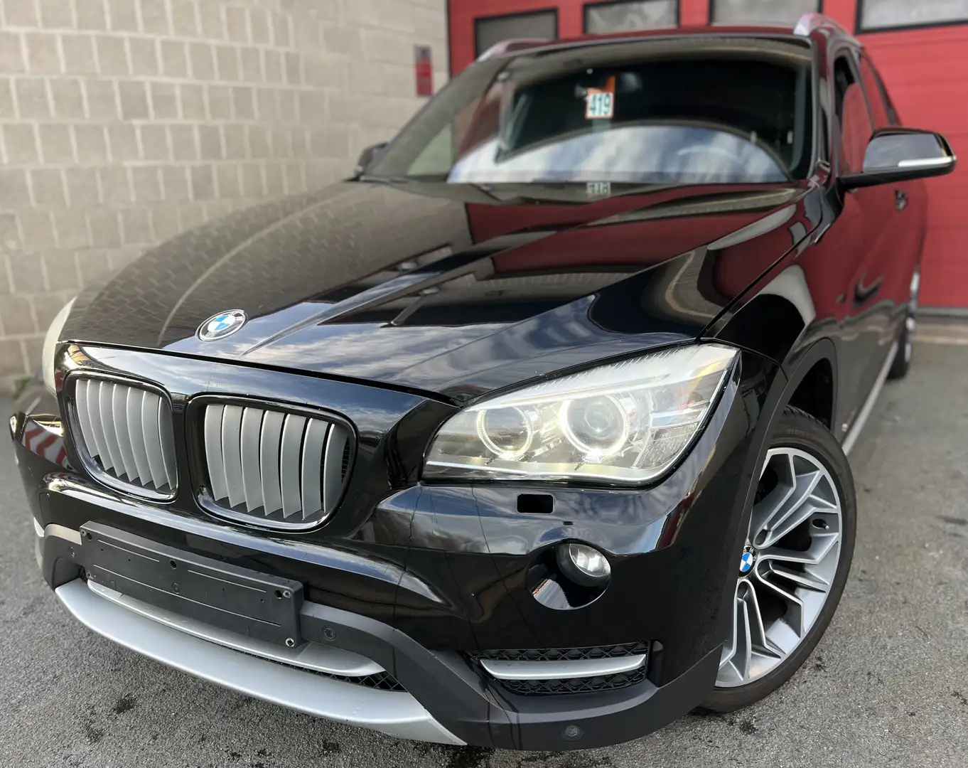 BMW X1 X1 2.0 dA sDrive18 Business Edition / BRUIT CHAINE Zwart - 1