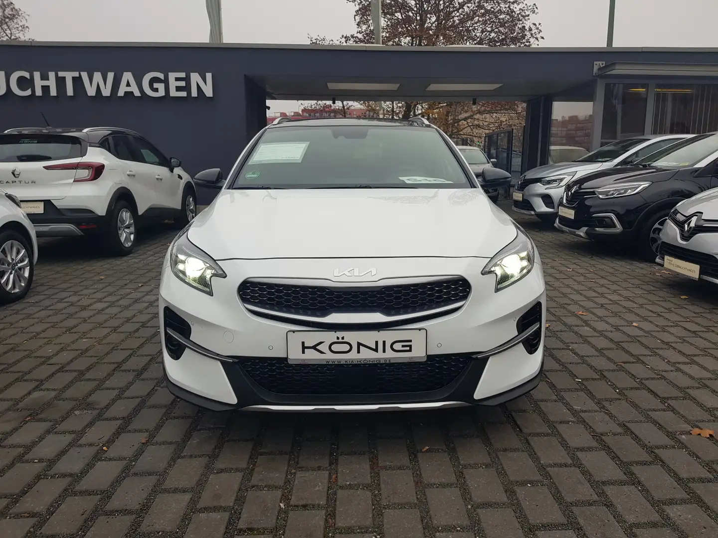 Kia XCeed 1.6T BLACK XDITION Automatik Sitzheizung Blanc - 2
