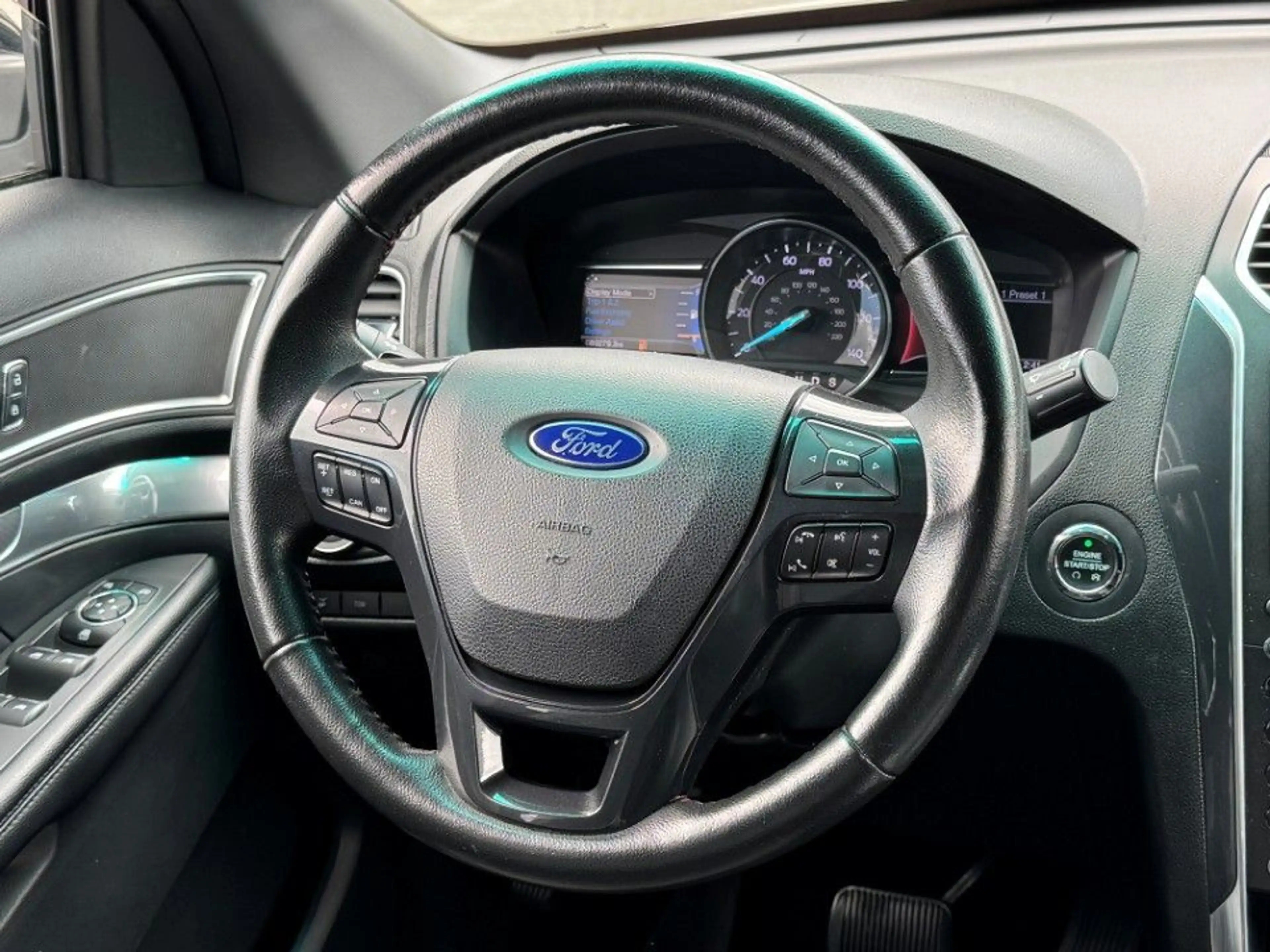 Ford Explorer 3.5 Ecoboost 4x4 Sport Leder PDC — photo 11
