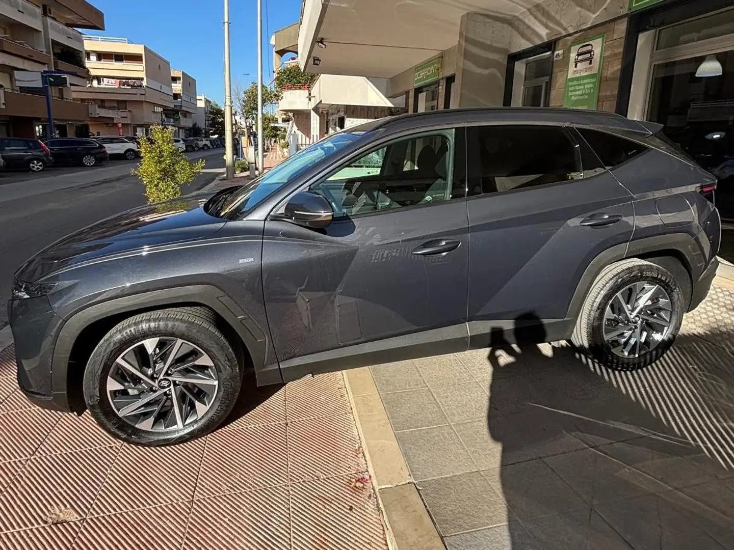 Hyundai TUCSON Tucson III 2021 1.6 crdi 48V Xline 2wd imt Grijs - 2