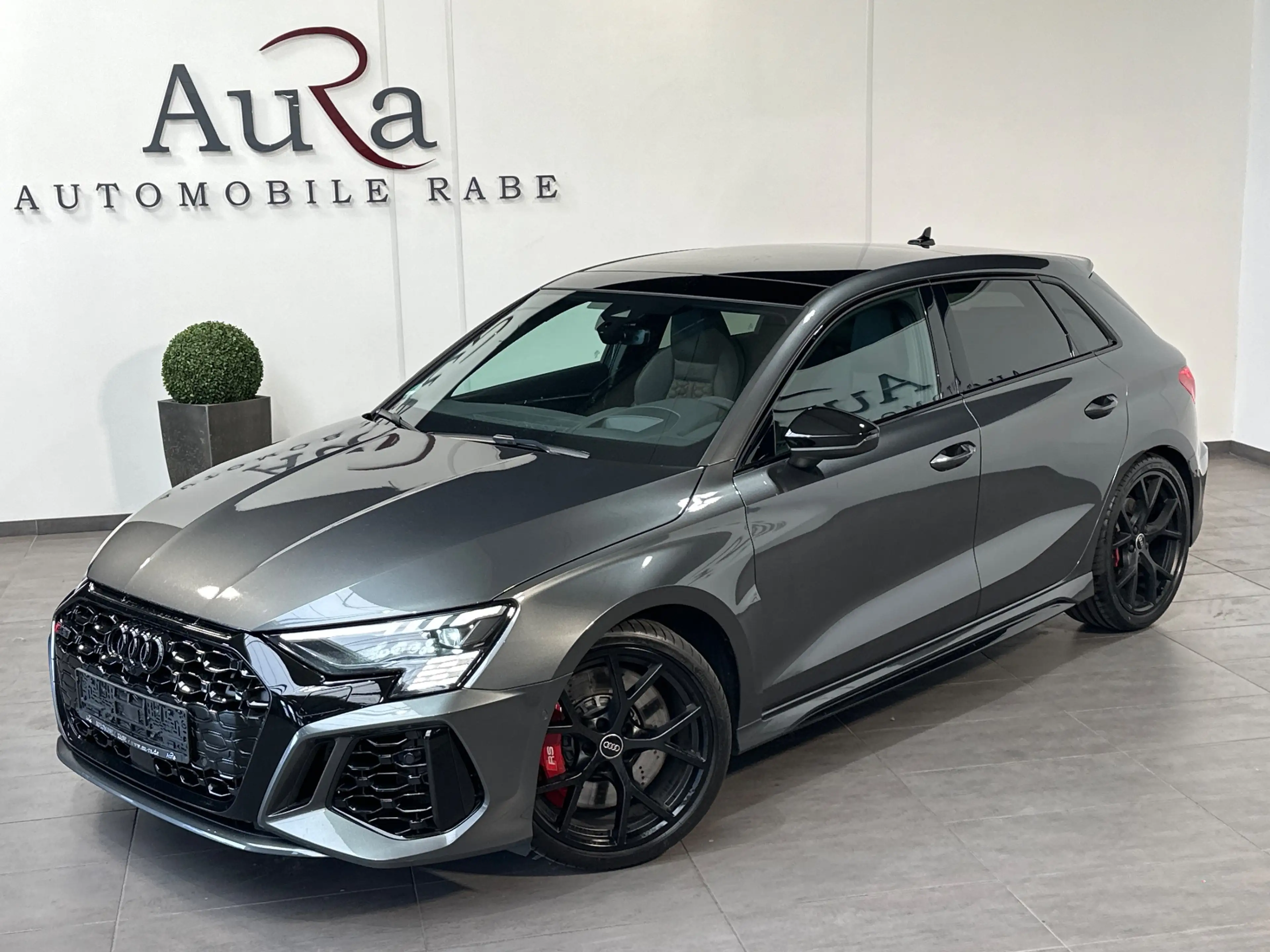 Audi RS3 SpB 2.5 TFSI Qu NAV+LED+ACC+HEADUP+KAM+B&O+1HD — photo 2