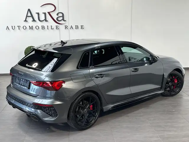 Audi RS3 view 5