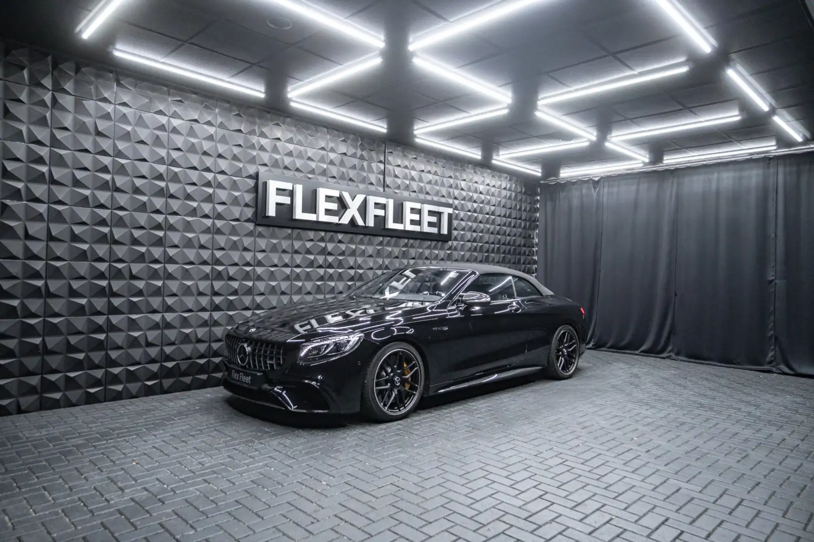 Mercedes-Benz S 63 AMG *Facelift*Swarowsik* DEUTSCH* Noir - 1