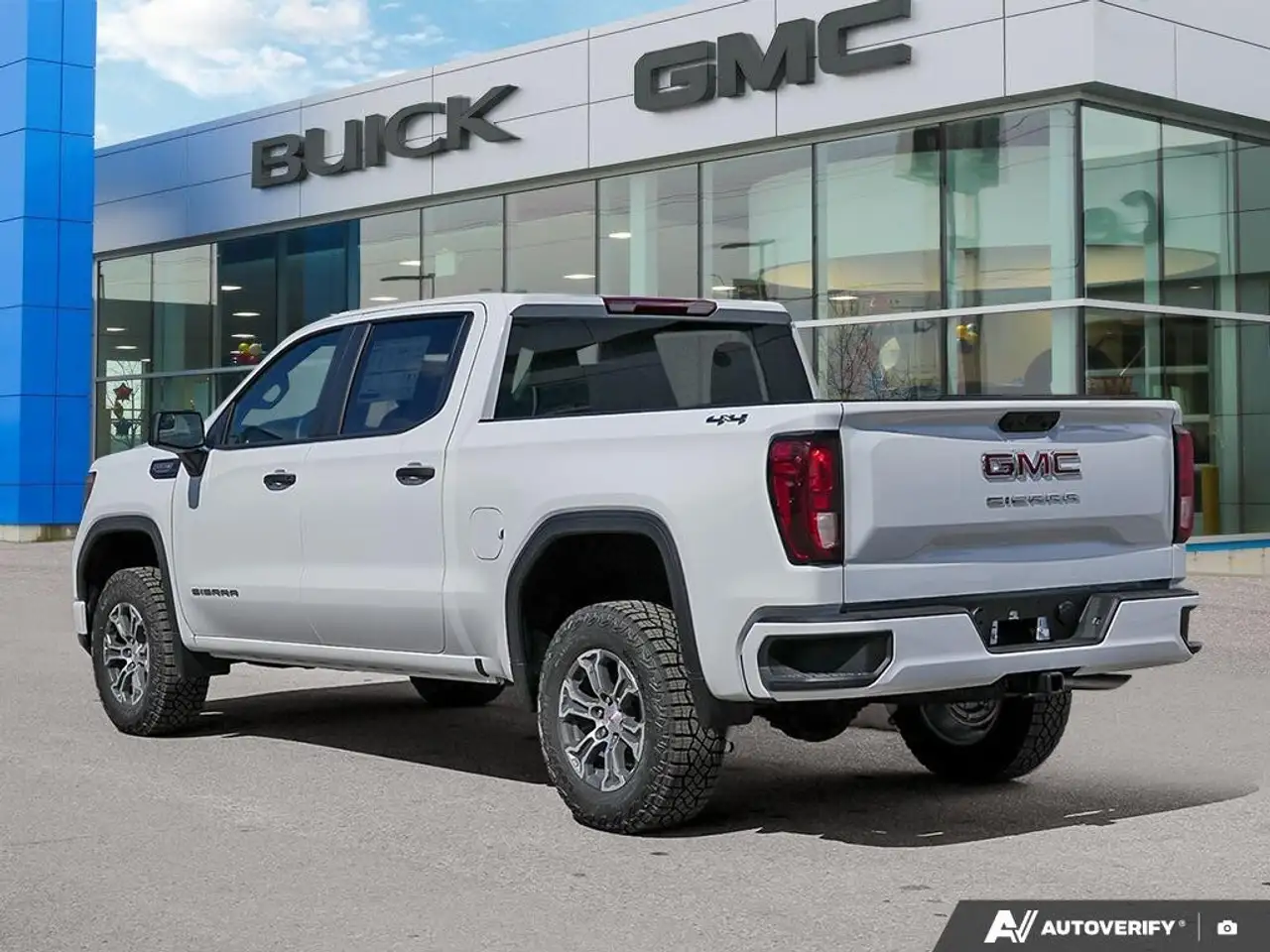 GMC Sierra 1500 photo GMC Sierra 1500