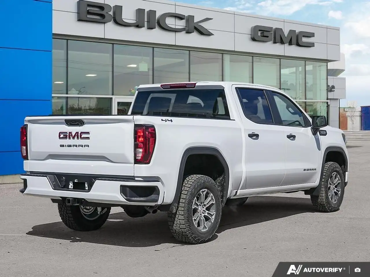 GMC Sierra 1500 photo GMC Sierra 1500