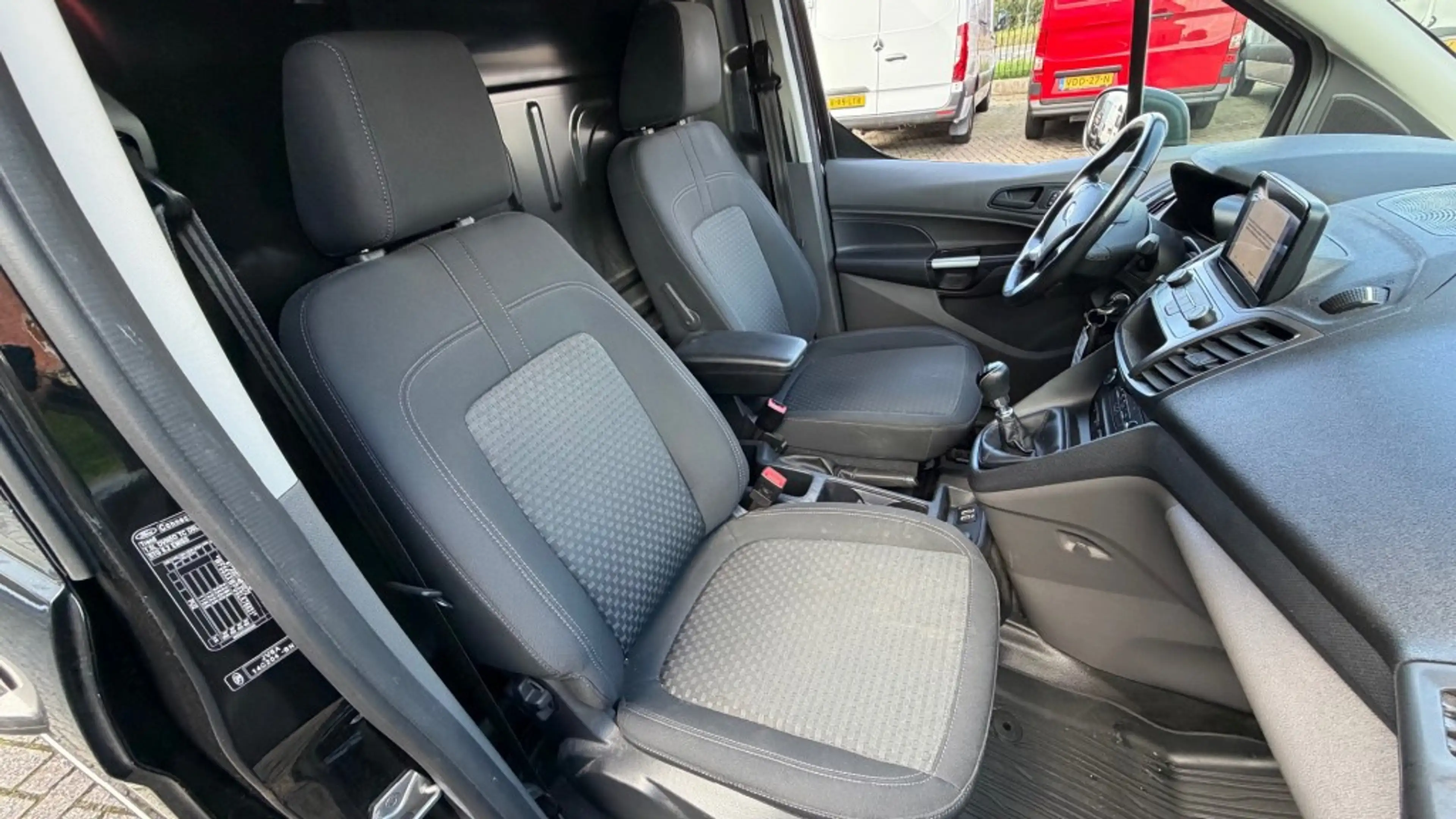 Ford Transit Connect 1.5 TDCI 74KW 100PK L2 MAXI EURO 6 AIRCO/ CRUISE C — photo 6