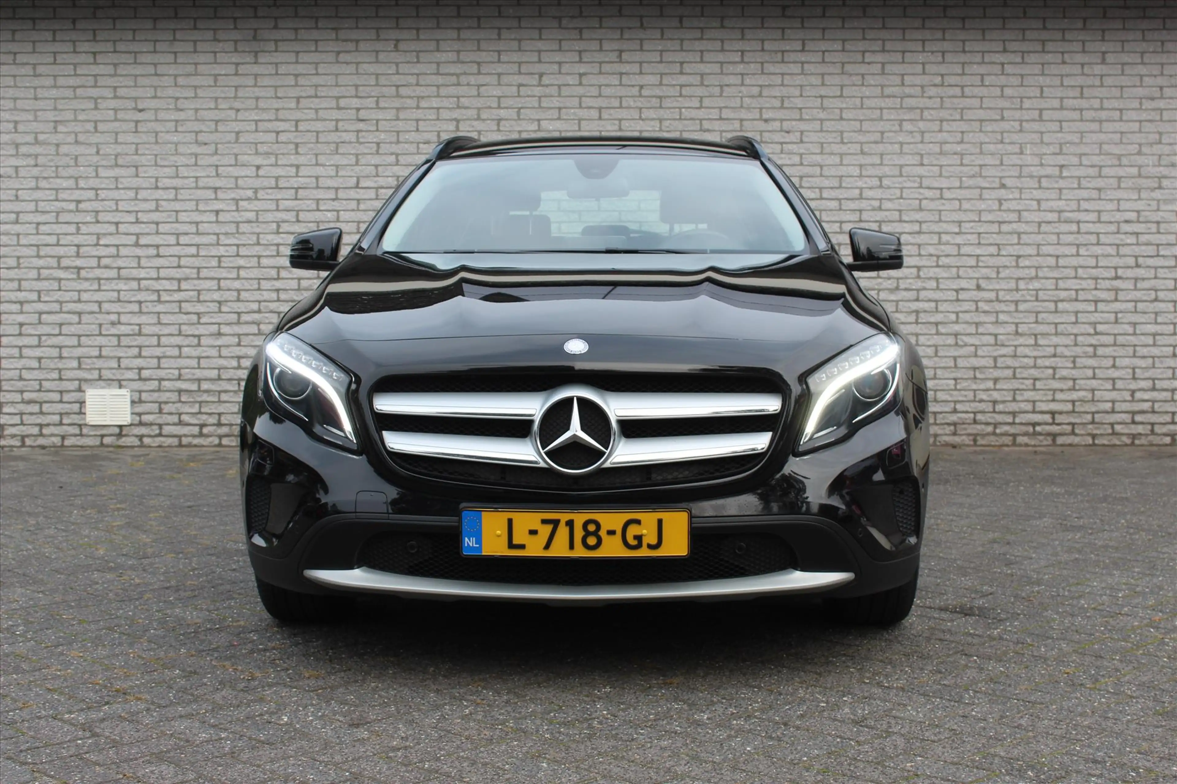 Mercedes-Benz GLA 180 Premium | NAVI | Stoelverwaming | Parkeersensoren — photo 7