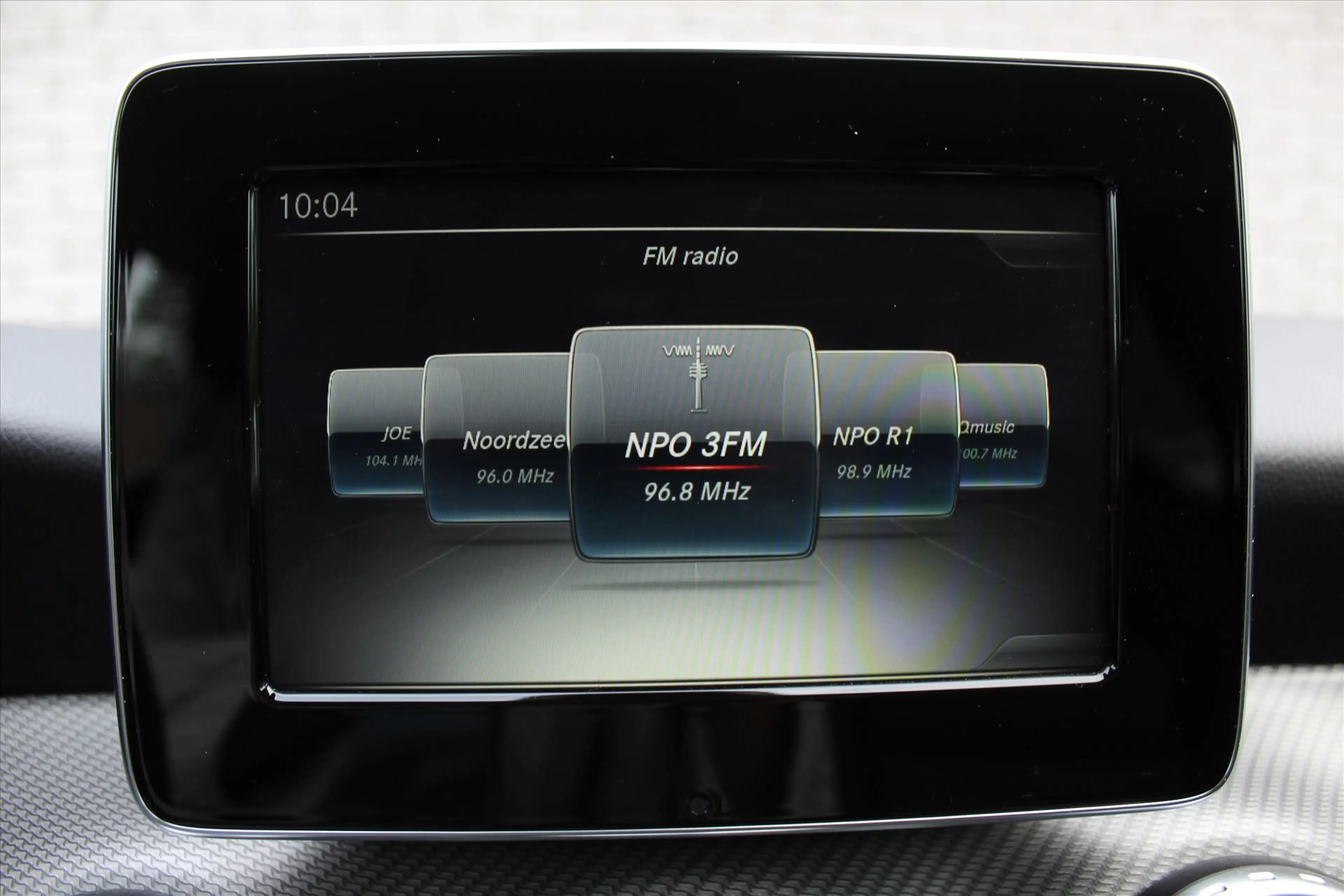 Mercedes-Benz GLA 180 Premium | NAVI | Stoelverwaming | Parkeersensoren — photo 13
