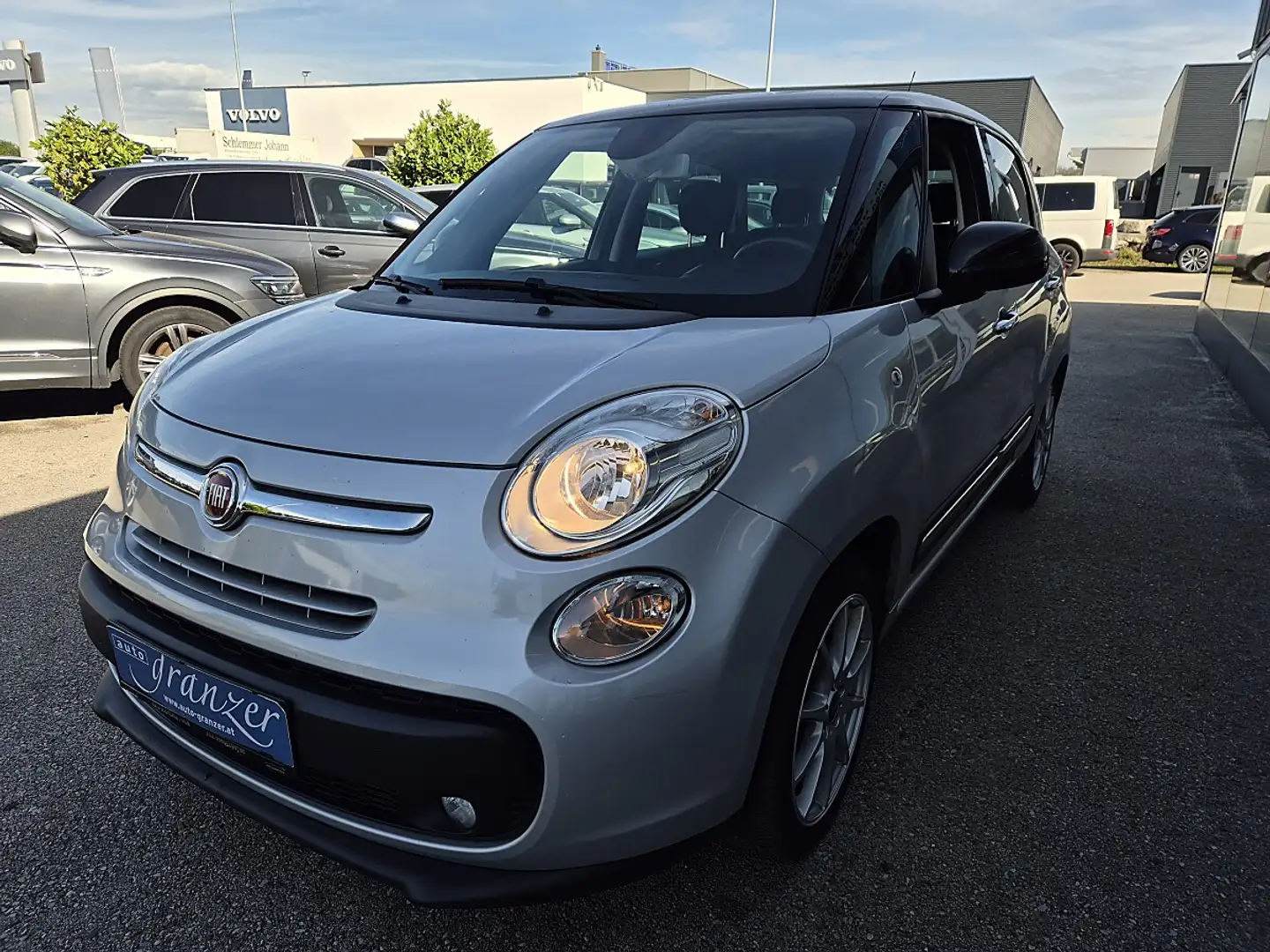 Fiat 500L Living 1,3 MultiJet II 95 Start&Stop Pop Star Grau - 2