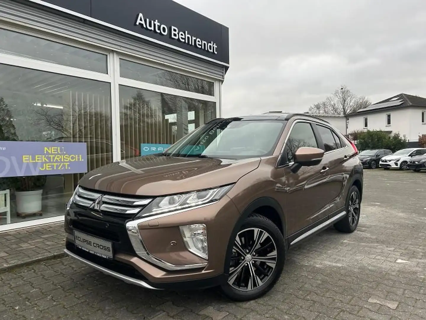 Mitsubishi Eclipse Cross 1.5T Top *Panorama*Leder*LED*AHK* Braun - 1