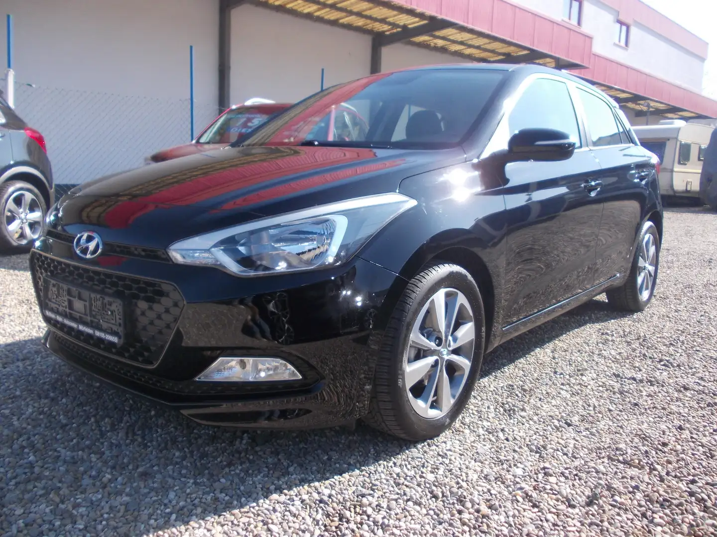 Hyundai i20 Intro Edition1. Hand, Klima,Spurhalteassistent,USB Schwarz - 1