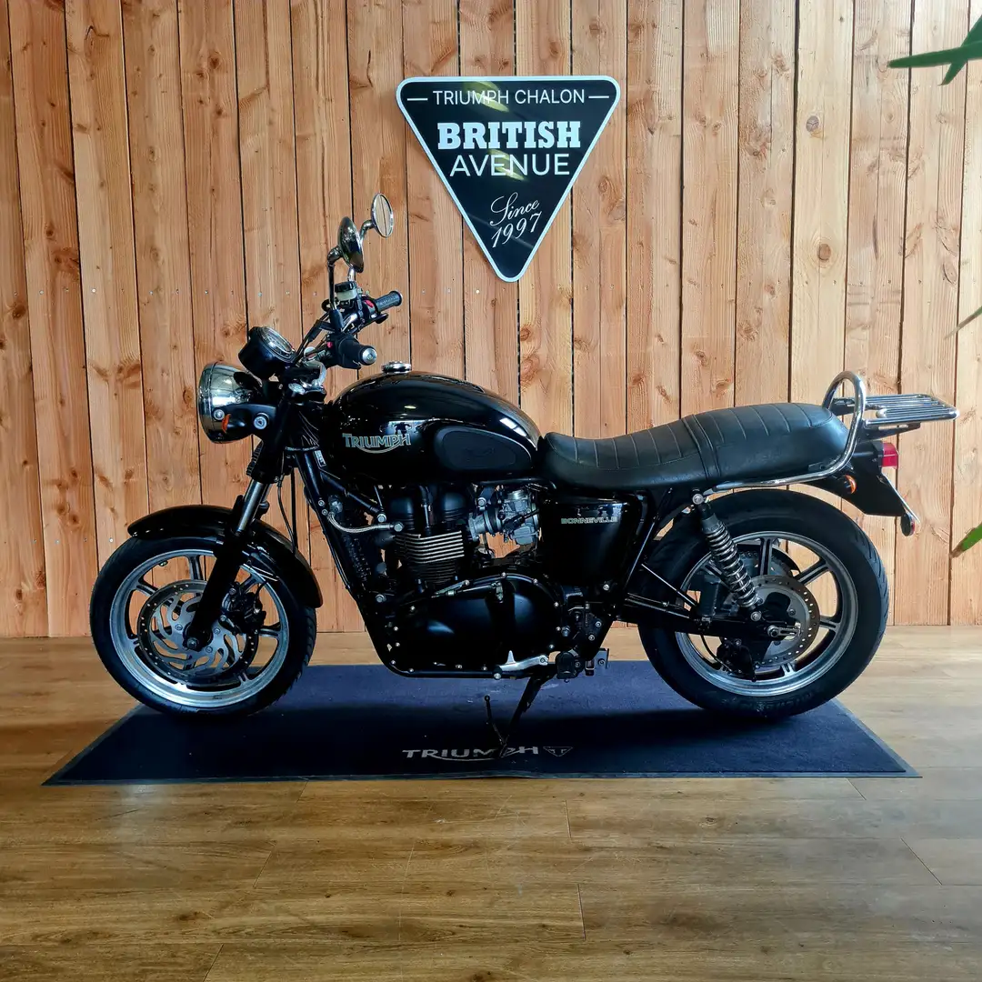 Triumph Bonneville T100 Černá - 2