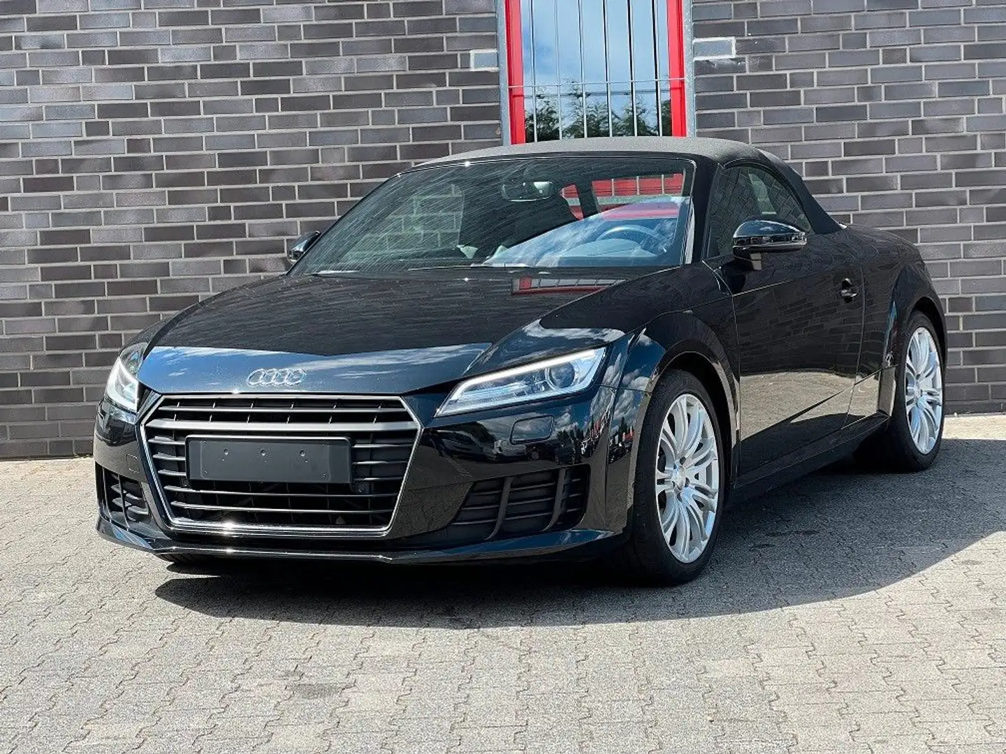 Audi TT Roadster 1.8 TFSI Schwarz - 2