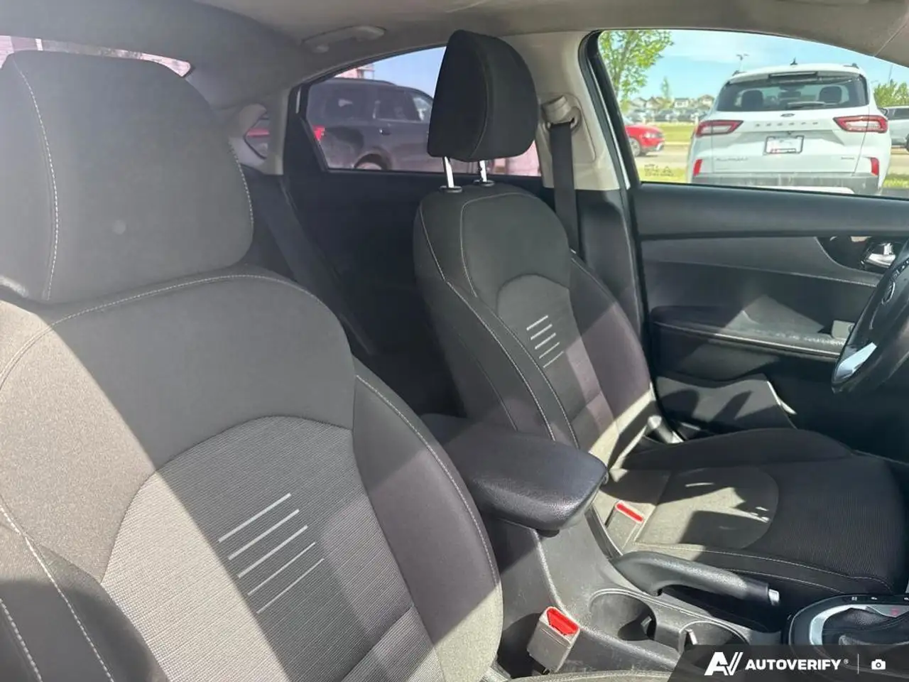 Kia Forte снимка Kia Forte