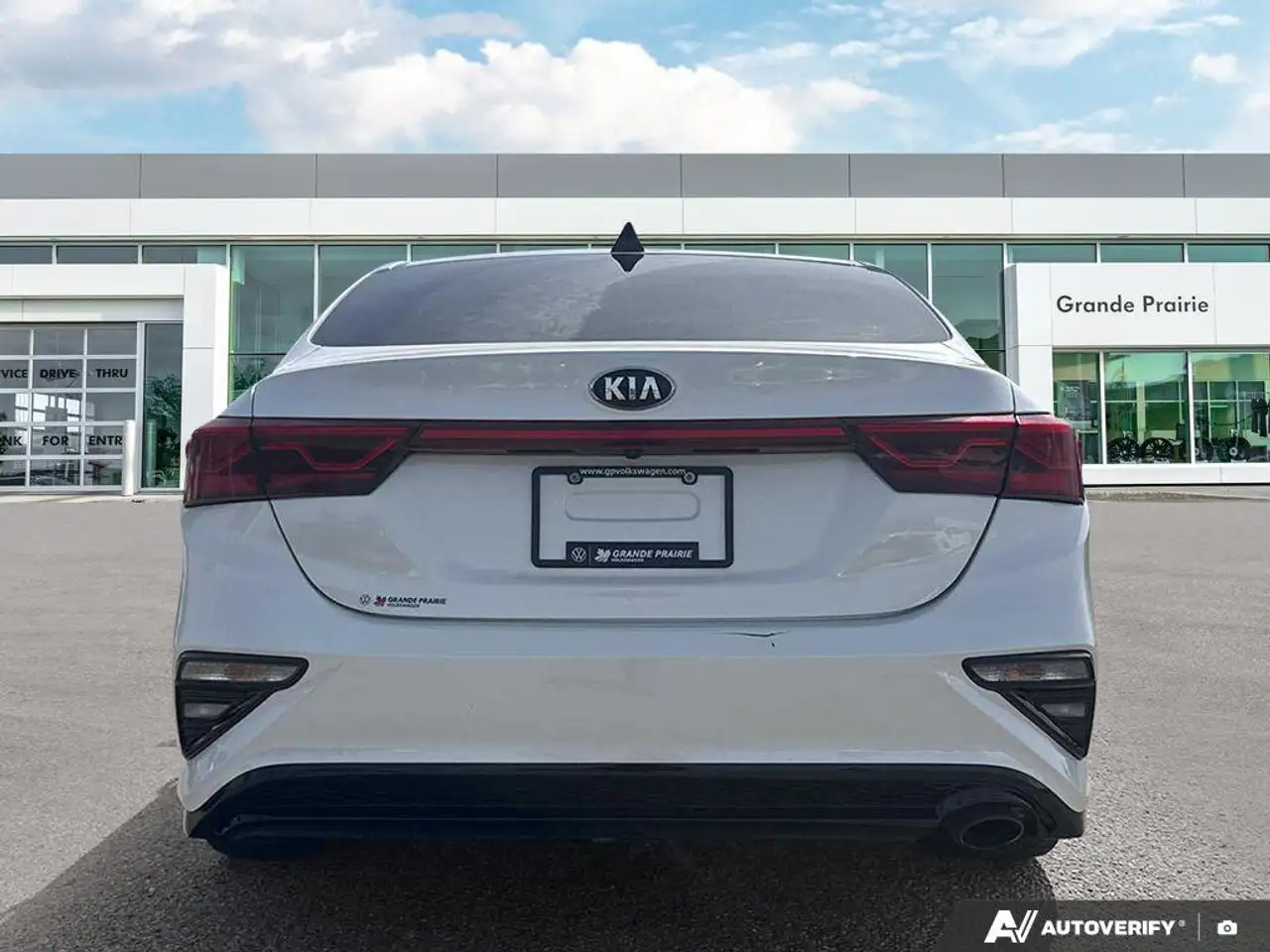 Kia Forte снимка Kia Forte