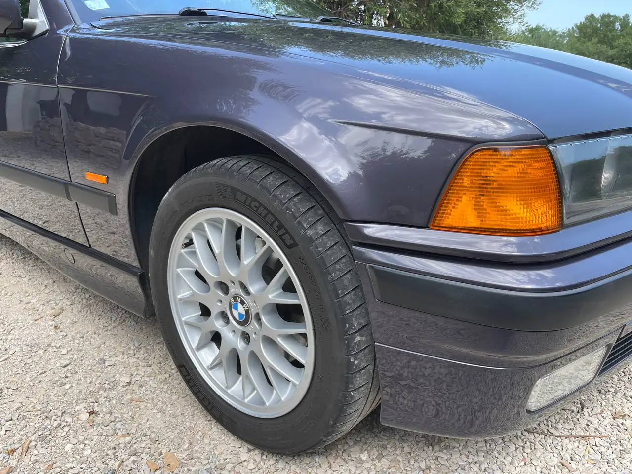 BMW 323i Ti, foto 8