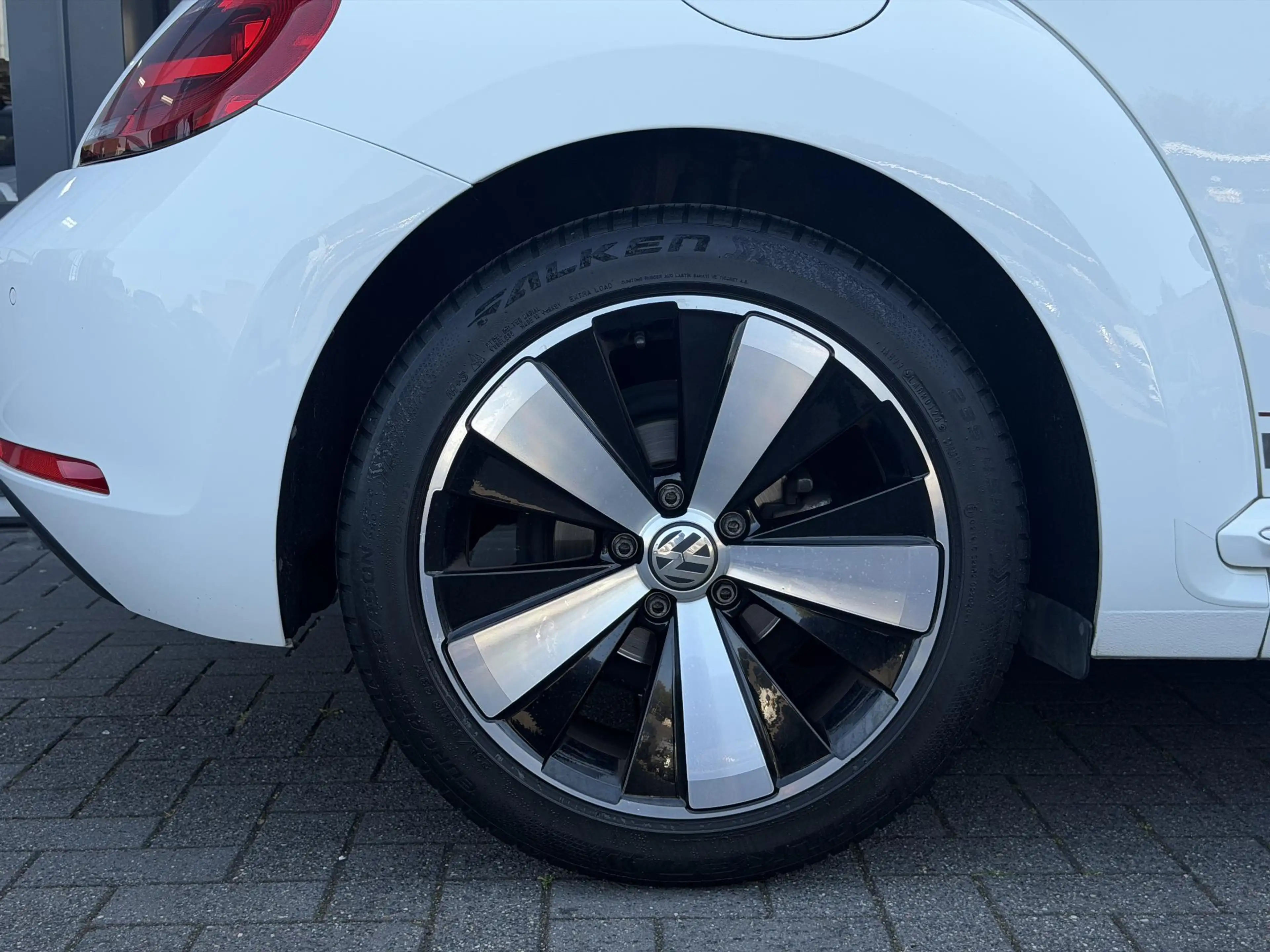Volkswagen Beetle Cabriolet 1.2 TSI Design LED | Cruise | Stoelvw — photo 7