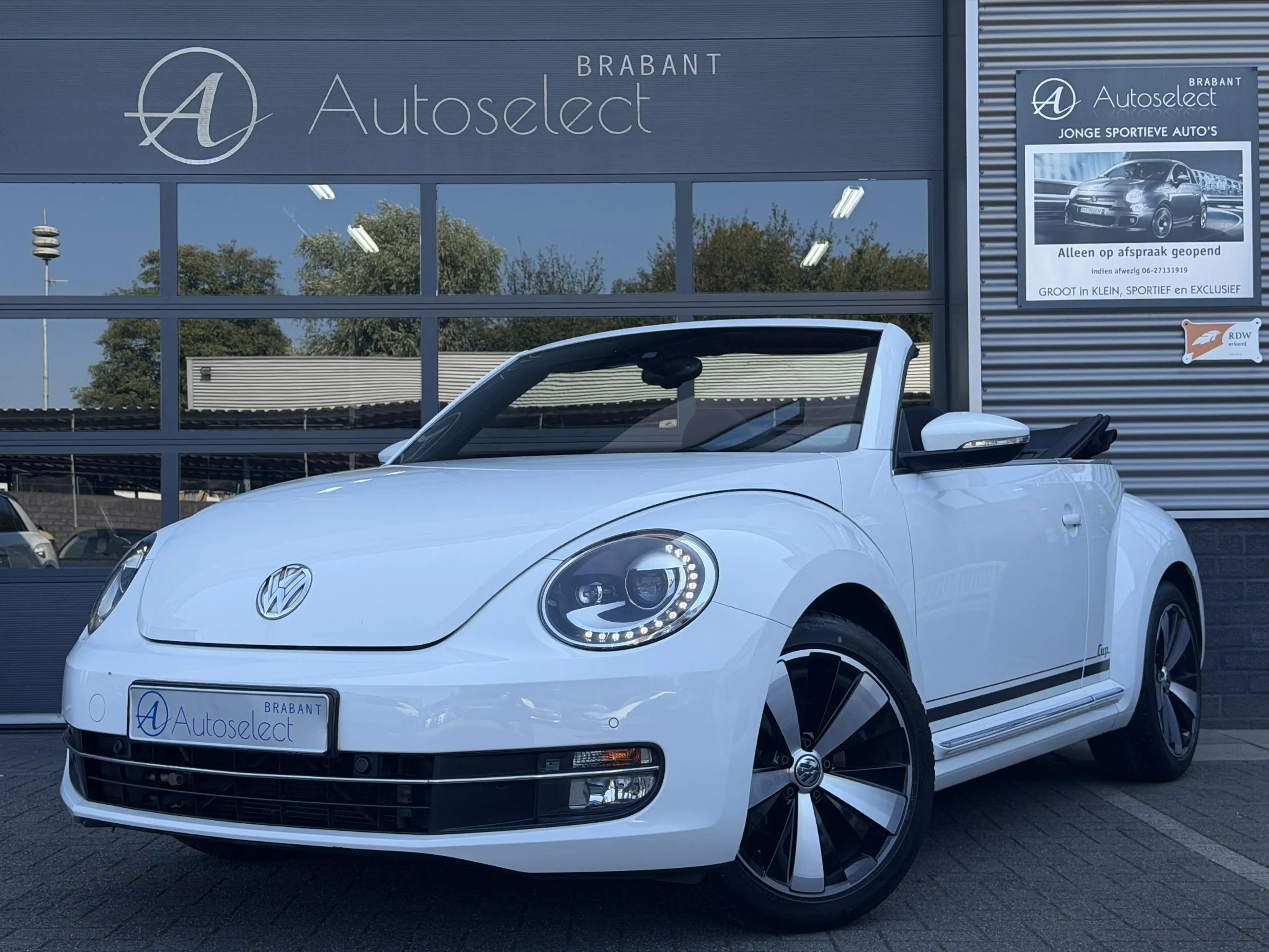 Volkswagen Beetle Cabriolet 1.2 TSI Design LED | Cruise | Stoelvw
