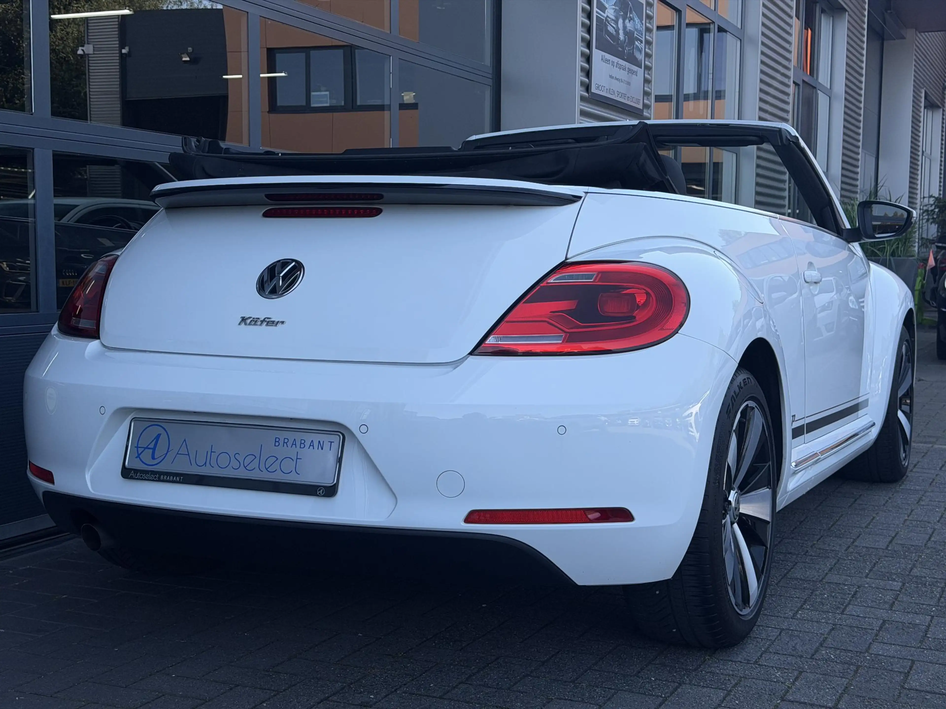 Volkswagen Beetle Cabriolet 1.2 TSI Design LED | Cruise | Stoelvw — photo 6