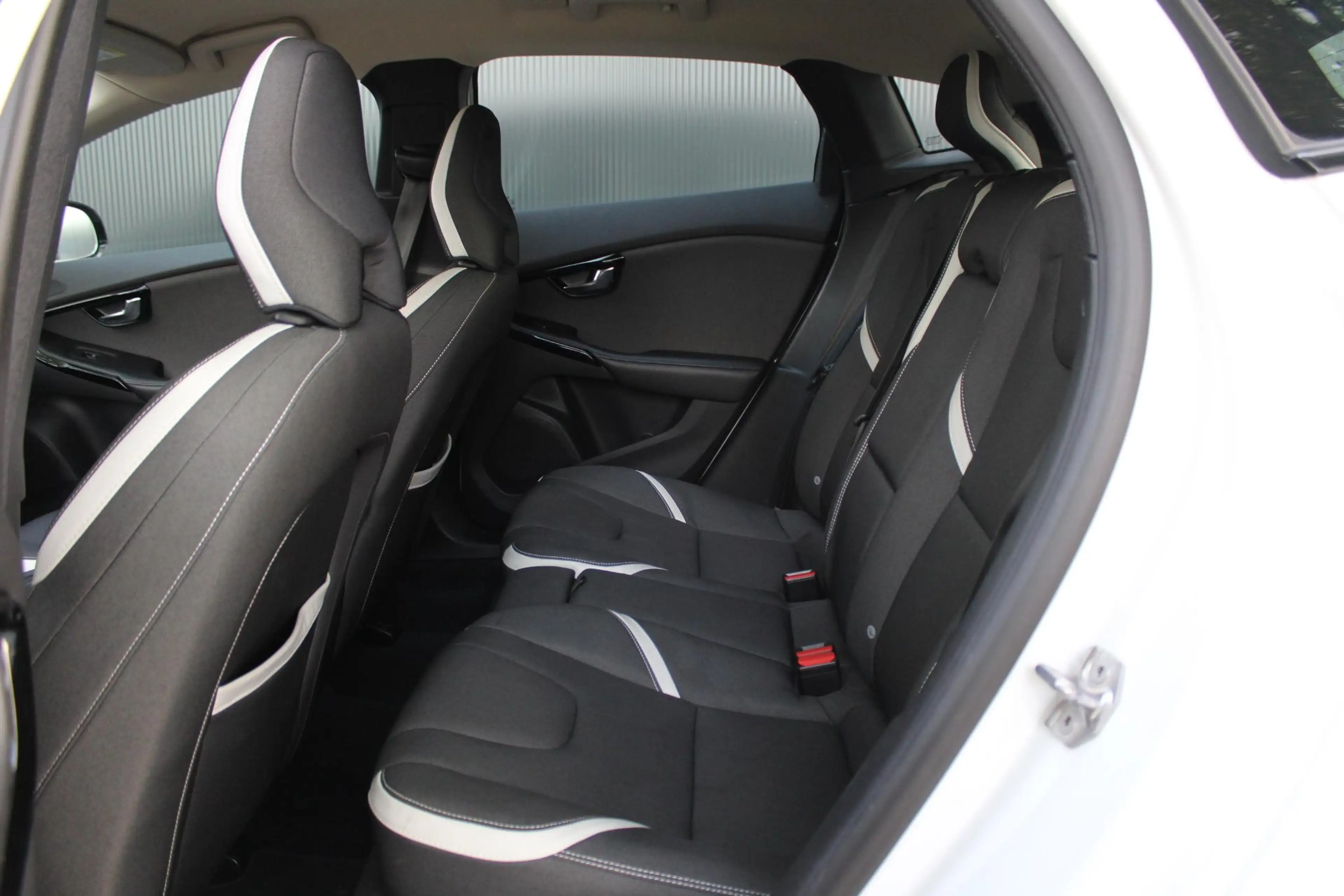 Volvo V40 1.5 T3 Dynamic Edition | Led Koplampen | Sensus Na — photo 6