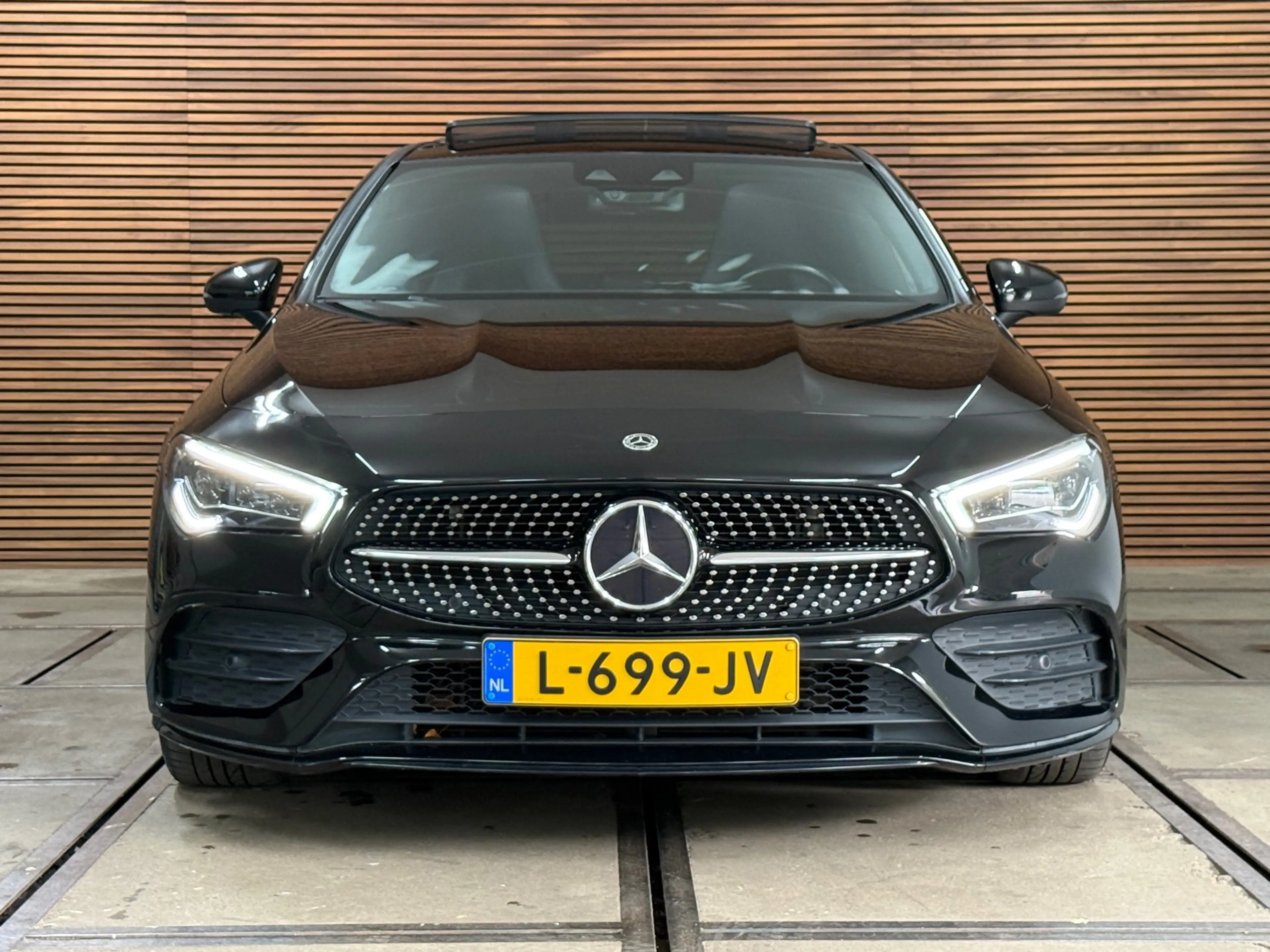 Mercedes-Benz CLA 200 SB AMG Premium Night | VOL! | Pano | Ambient | Mem — photo 9