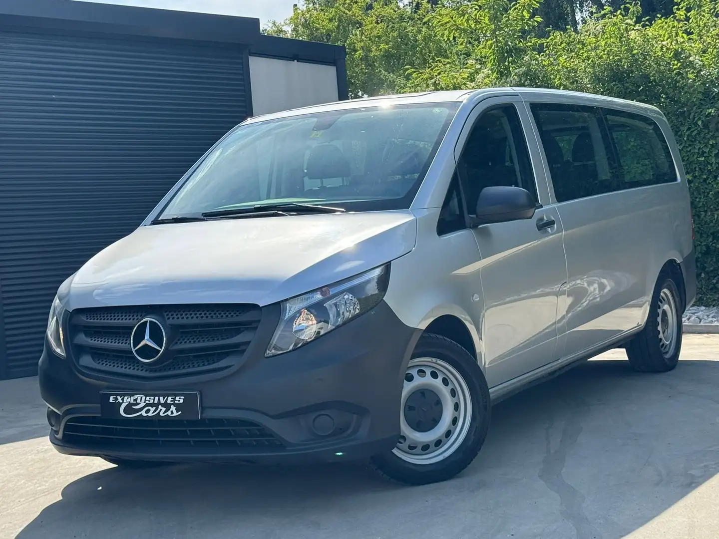 Mercedes-Benz Vito TOURER 114 CDI !! 9 PLACES !! LONG CHASSIS !! Gris - 1