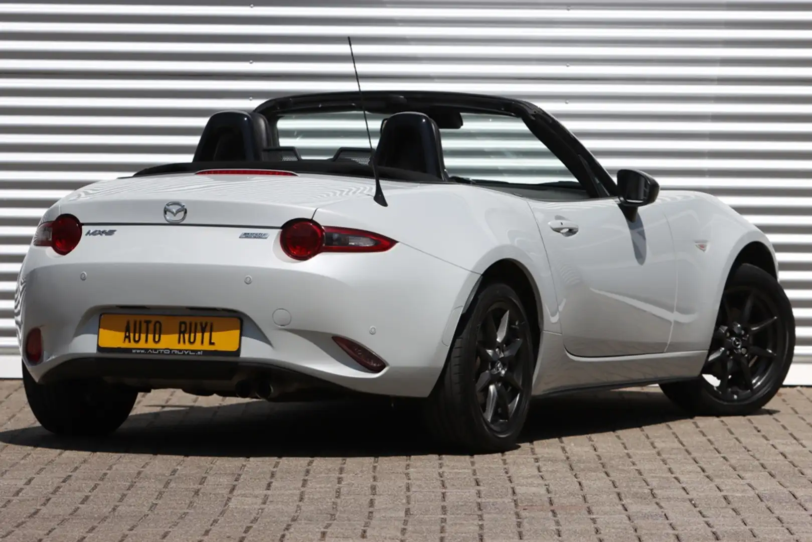 Mazda MX-5 1.5 SkyActiv-G 131 GT-M Bose / Leer / Navi Wit - 2