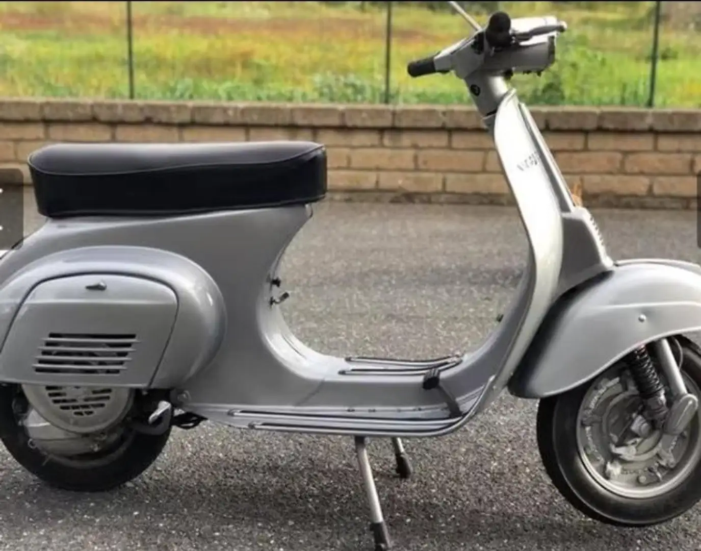 Vespa 50 Bianco - 1