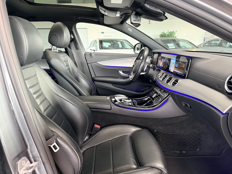 Mercedes-Benz E 220 d AMG 360°-K Pano DISTRONIC+ Ambientenbeleuchtung — photo 9