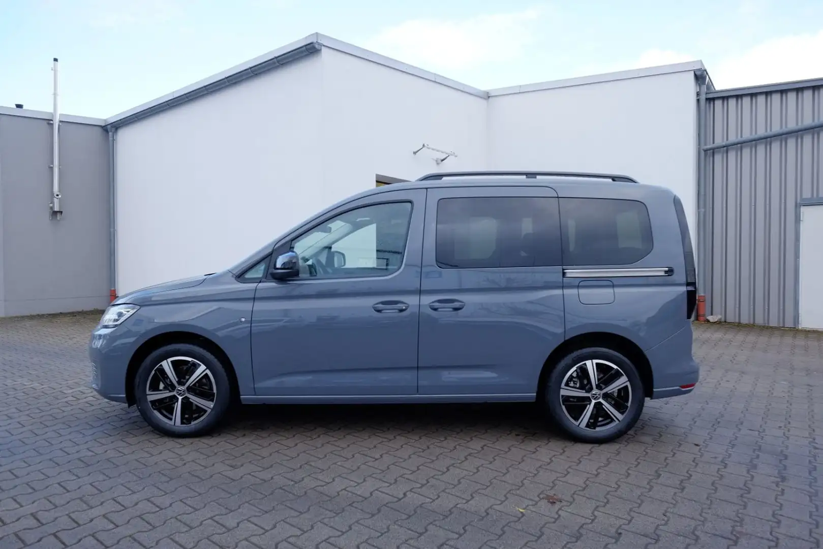Volkswagen Caddy Family 2.0 TDI 7Si/LED/AppC/Kam/SH/17Zoll Grau - 2