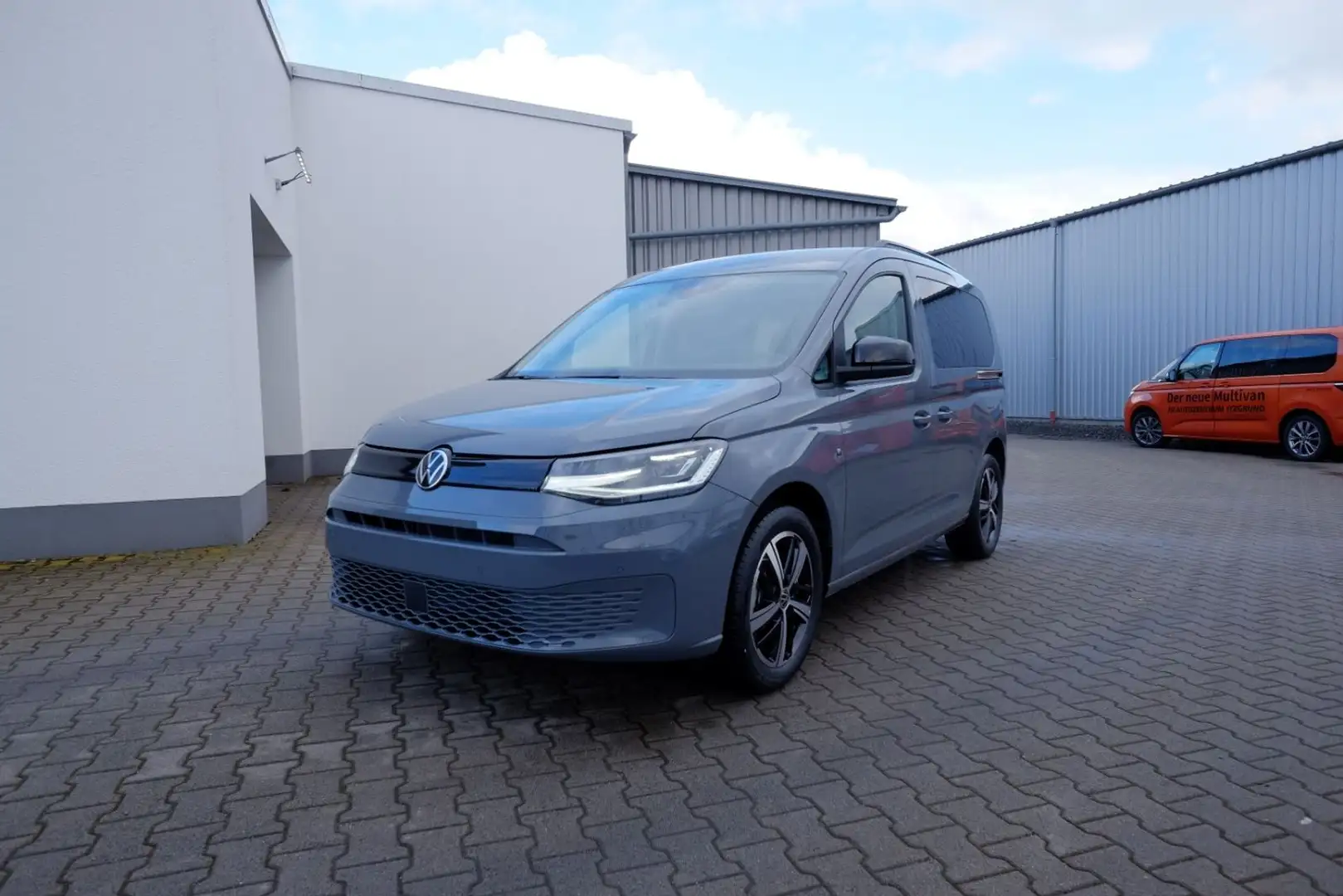 Volkswagen Caddy Family 2.0 TDI 7Si/LED/AppC/Kam/SH/17Zoll Grau - 1