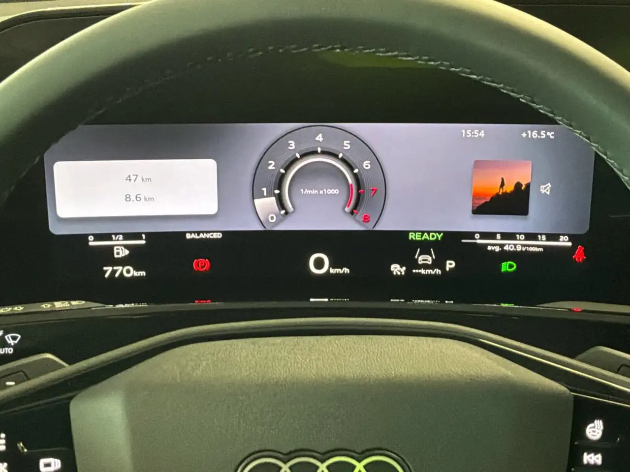 Audi Q3 снимка Audi Q3