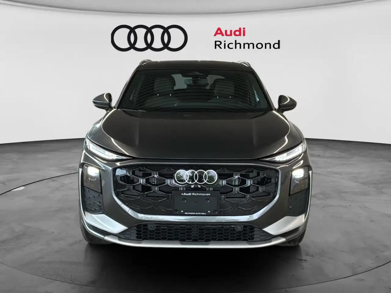 Audi Q3 снимка Audi Q3
