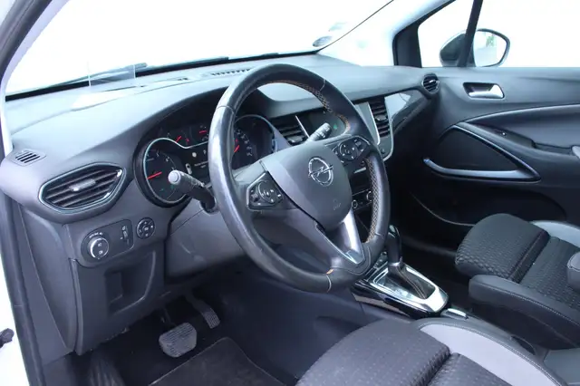 Opel Crossland X view 10