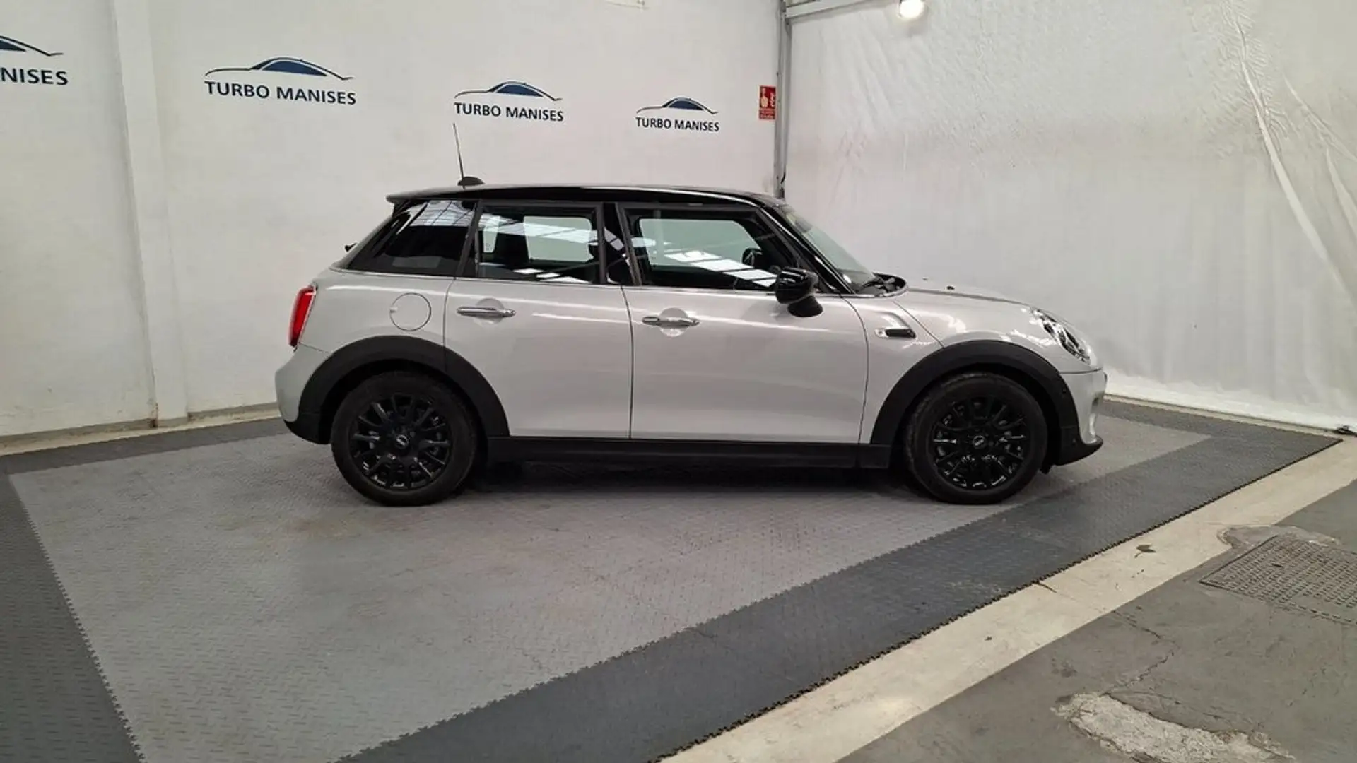 MINI Cooper 5 PUERTAS Blanc - 2