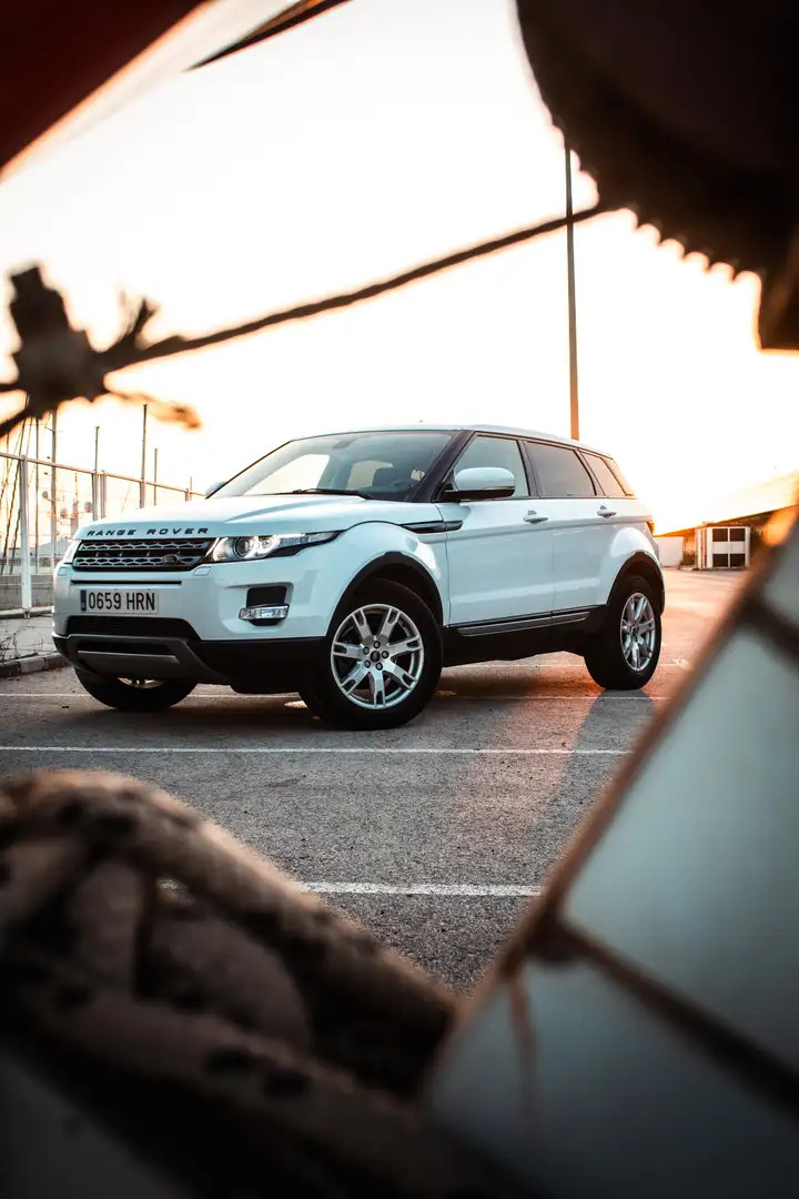 Land Rover Range Rover Evoque 2.2L eD4 Pure 4x2 - 2