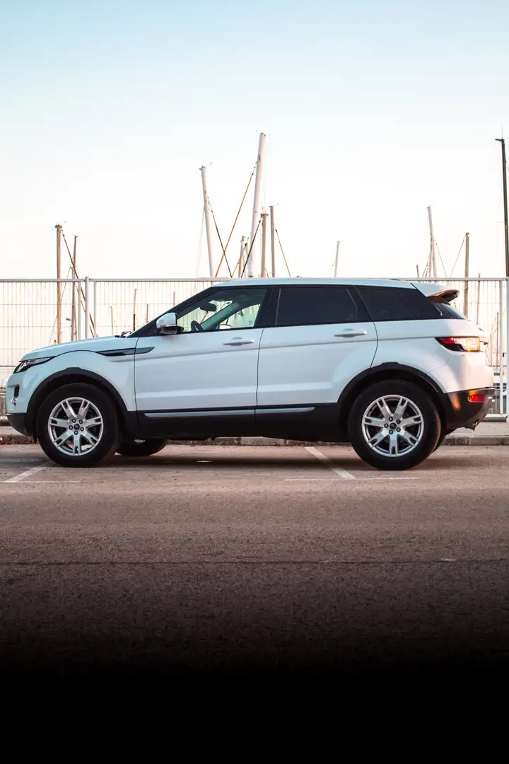 Land Rover Range Rover Evoque 2.2L eD4 Pure 4x2 - 1