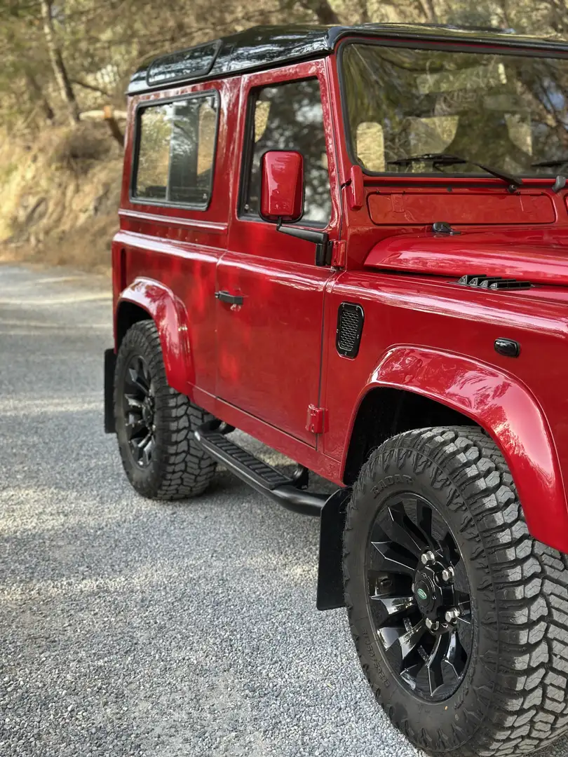 Land Rover Defender 90 Station Wagon SE - 2