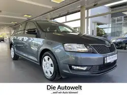 Skoda Rapid Spaceback Drive 1,4 TDI DSG NAVI PANO SHZG Klima