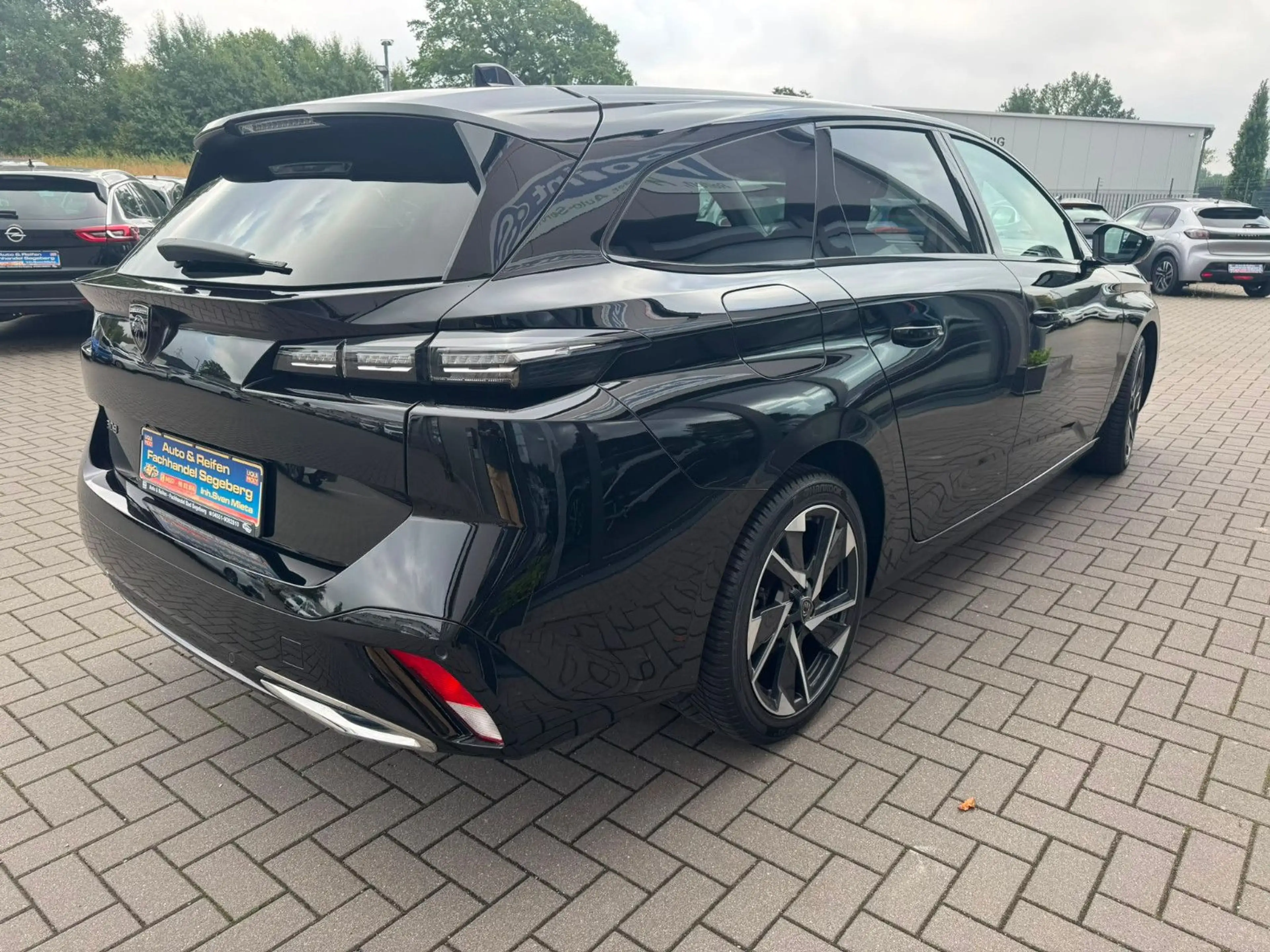 Peugeot 308 SW 1.5HDI Allure Pack*LED*NAVI*KAMERA* — photo 5