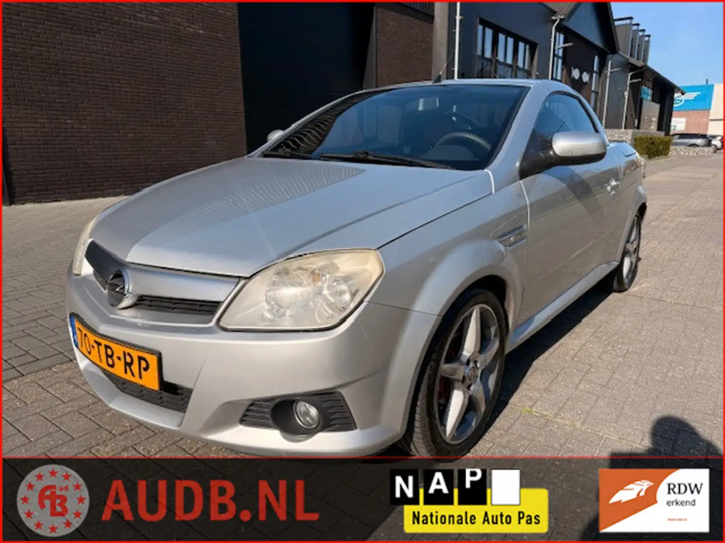 Opel Tigra TwinTop 1.4-16V Sport|VOL LEER|AIRCO|17 INCH|VERW. Gris - 1