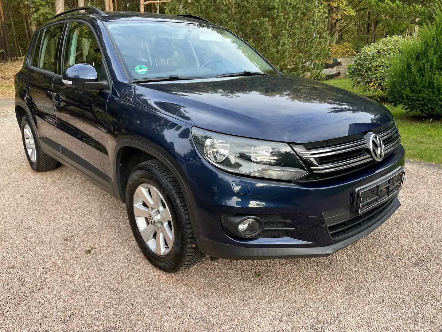 Volkswagen Tiguan Tiguan 1.4 TSI BlueMotion Technology Trend Blau - 2