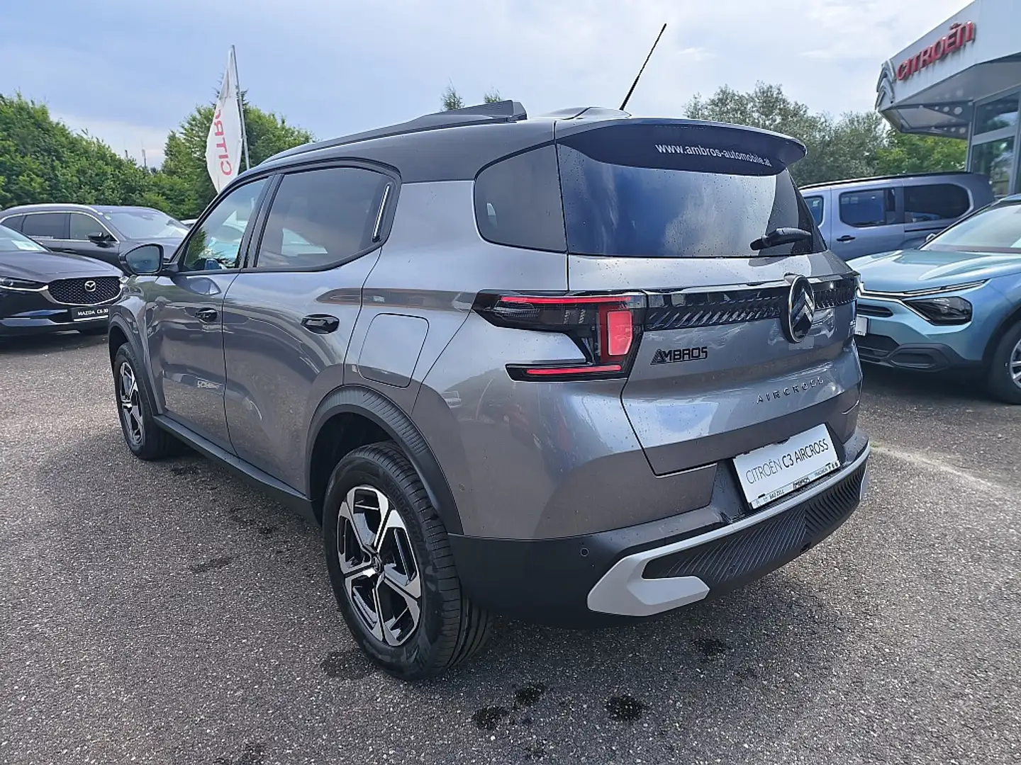 Citroen C3 Aircross Citroen C3 Aircoss Hybrid mHEV 145 (136PS) ë-DS... Grau - 2
