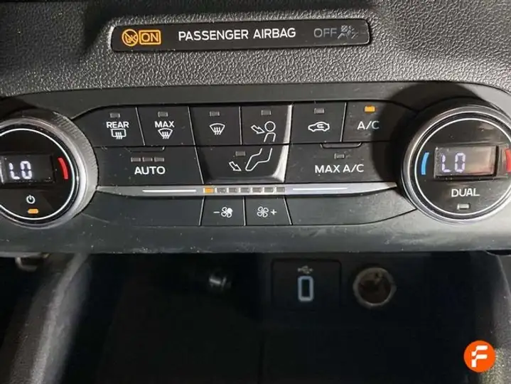 Ford Focus 1.0 Ecoboost ST-Line 2018, foto 34
