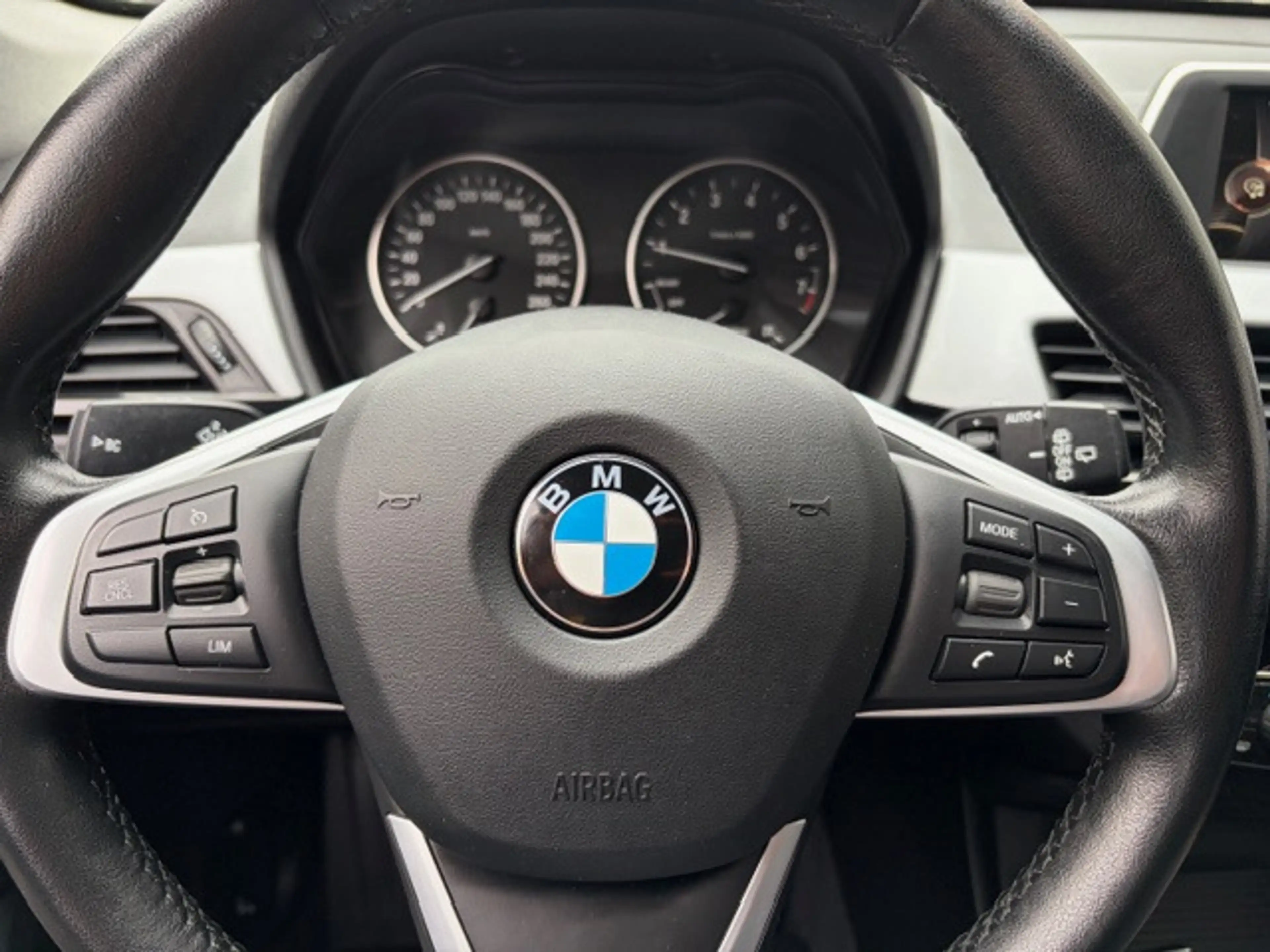 BMW X1 XDrive20i Centennial Executive Automaat — photo 14